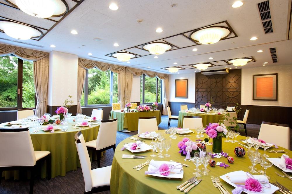 酒店 Garden Palace