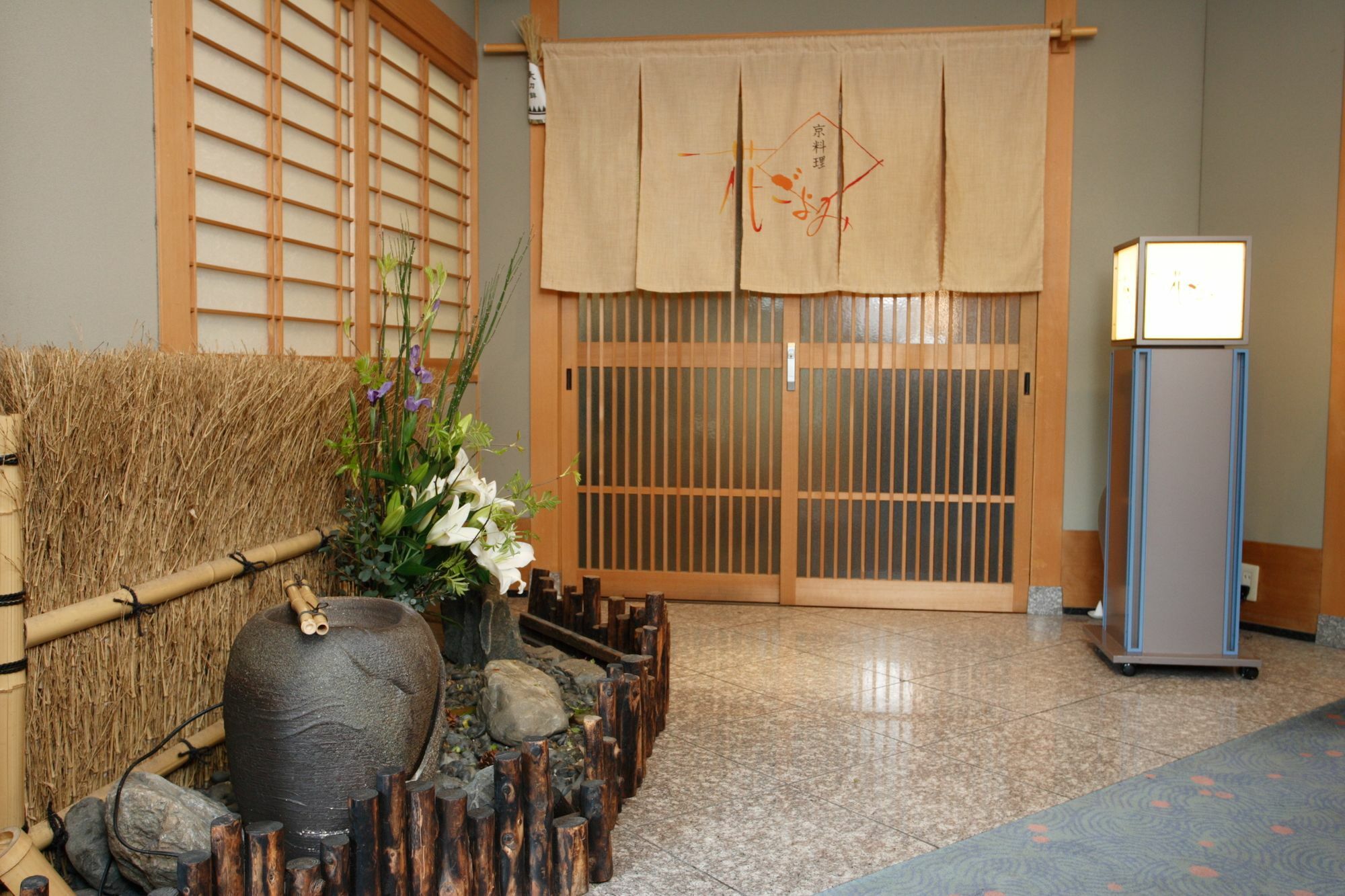 酒店 Garden Palace